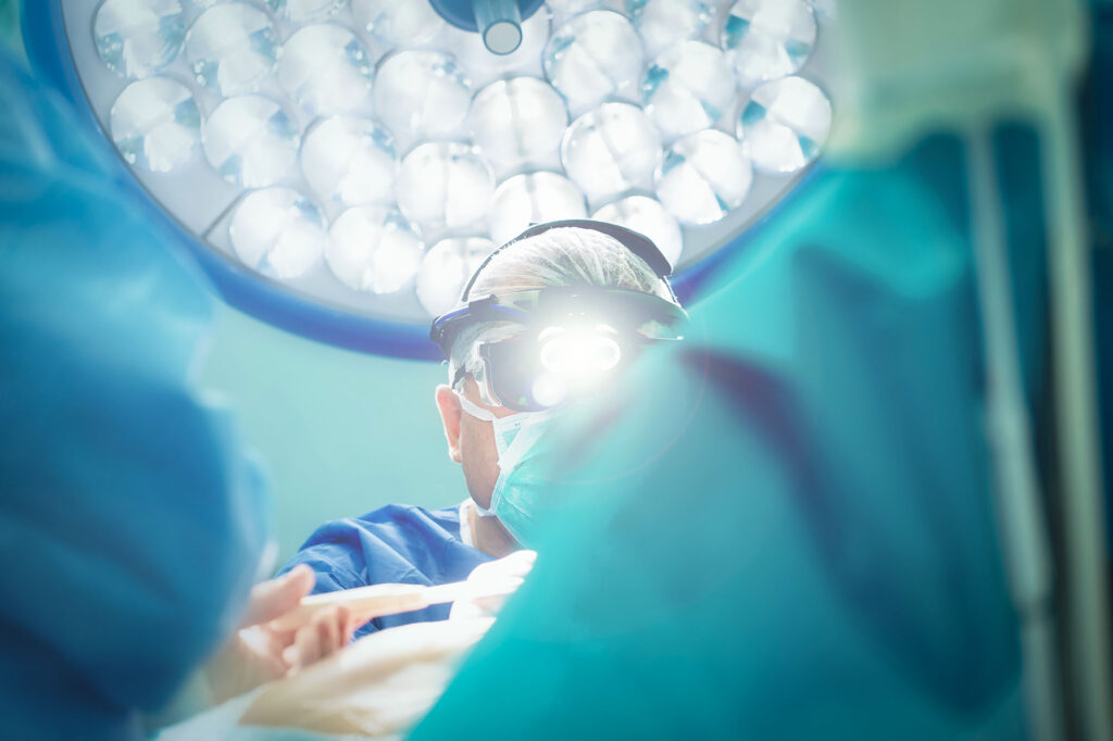 The Ultimate Guide to the Different Types of Surgical Lighting